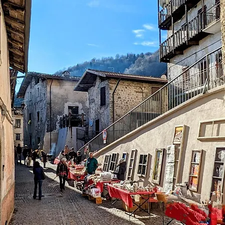 Bed & Breakfast Piccolo Tibet Lavenone