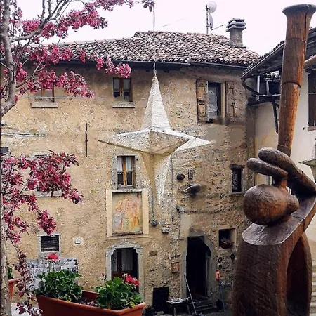 Piccolo Tibet Bed & Breakfast 3*