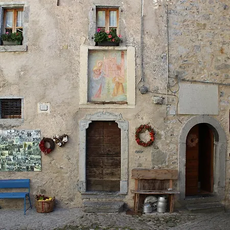 Piccolo Tibet Bed & Breakfast Lavenone